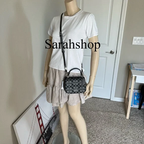 ✅Coach Lysa Top Handle Bag in Metallic Signature - Picture 9 of 15